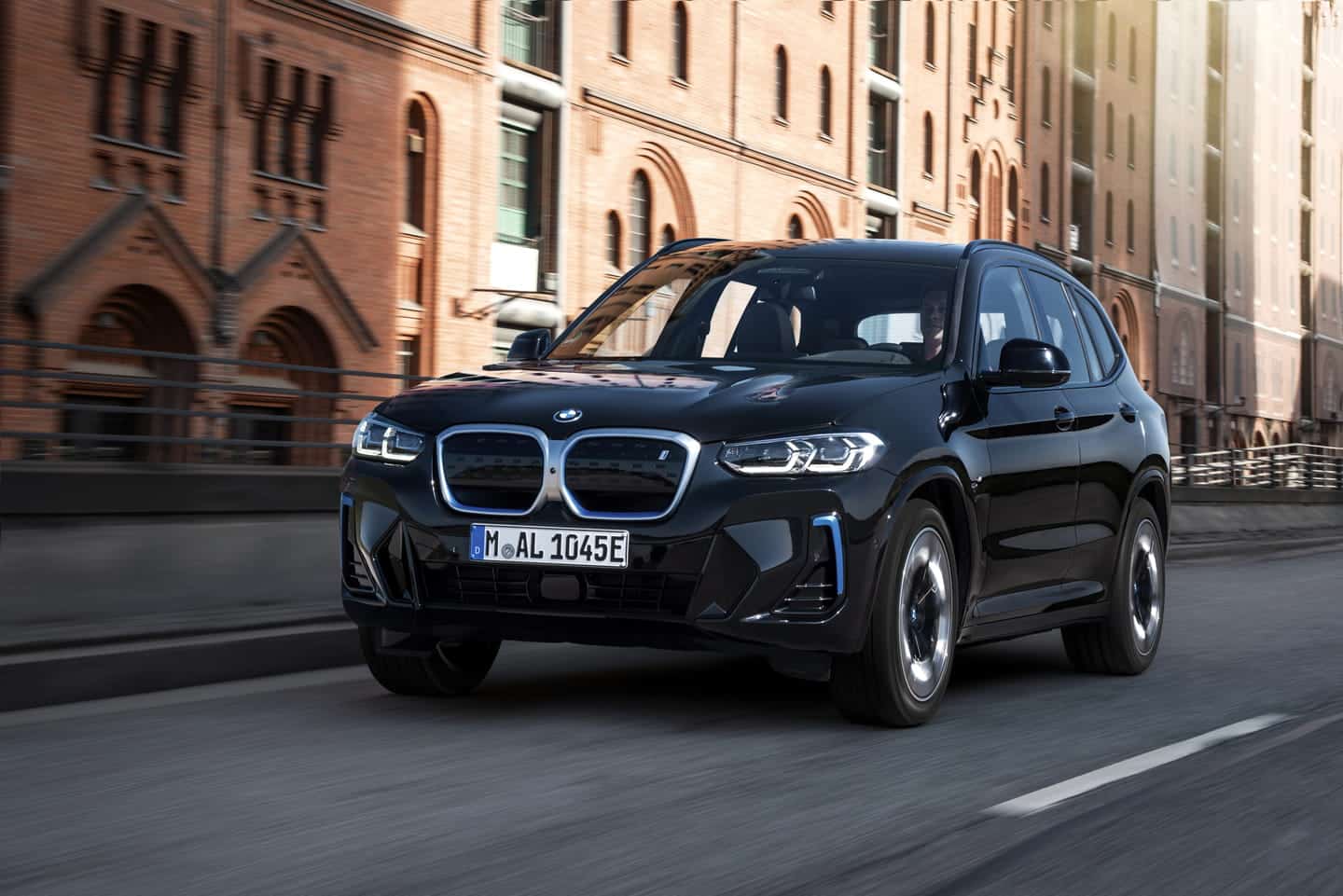 BMW iX3: the brand’s first 100% electric SUV